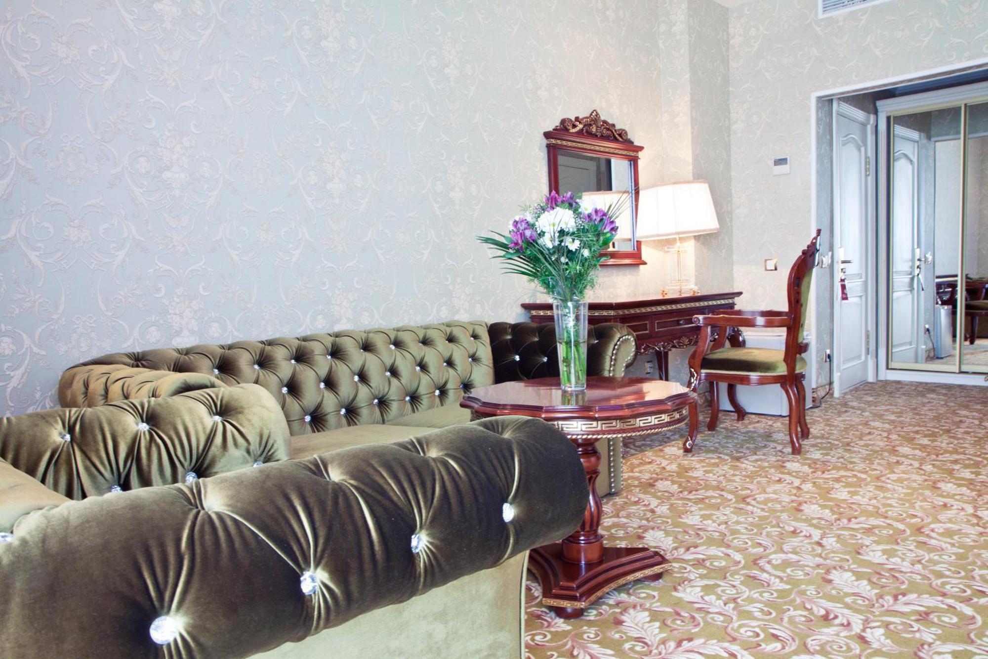 Royal Hotel And Spa Geneva Трускавец Номер фото