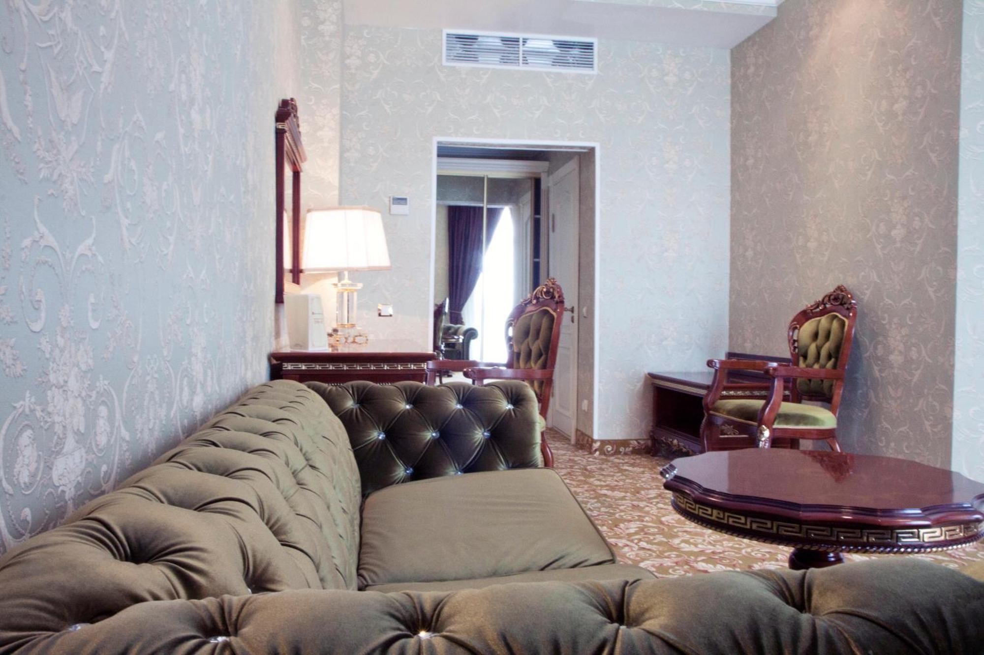 Royal Hotel And Spa Geneva Трускавец Номер фото